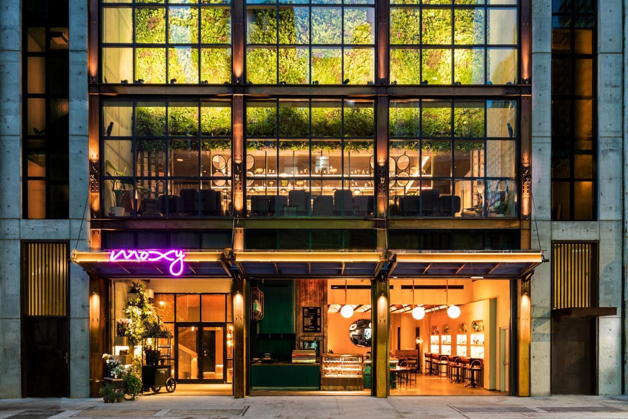 Hotel Moxy Nyc Chelsea New York Esterno foto